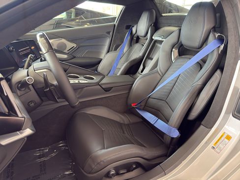 New 2026 Chevrolet Corvette ZR1 w/ ZR1 Carbon Fiber Aero Package image 41