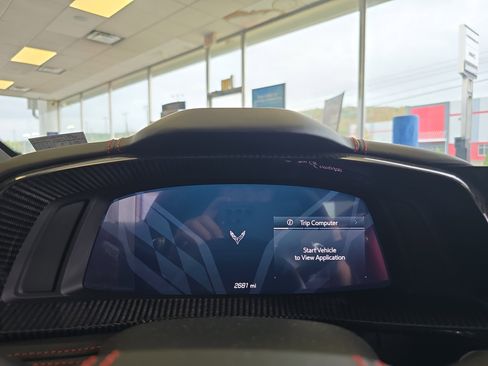 Used 2020 Chevrolet Corvette Stingray Premium Cpe w/ 3LT Preferred Equipment Group image 23