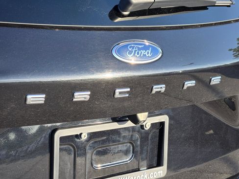 Used 2023 Ford Escape ST-Line FWD image 37