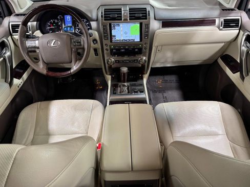 Used 2018 Lexus GX 460 image 14