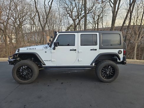 Used 2017 Jeep Wrangler Willys Wheeler image 5