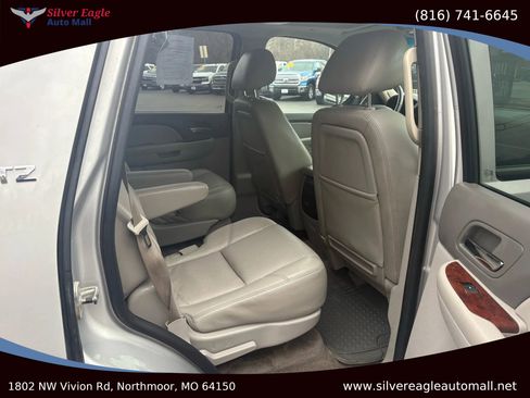 Used 2010 Chevrolet Tahoe LTZ image 11