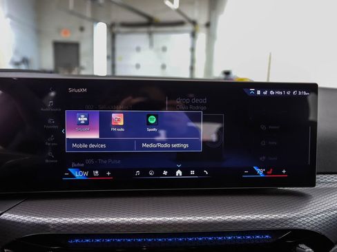 New 2026 BMW i4 xDrive40i w/ Premium Package AWD/4WD image 17
