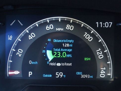 Used 2025 Toyota RAV4 XLE Premium image 4