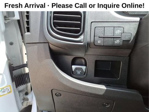 Used 2025 RAM ProMaster 2500 w/ Convenience Group FWD image 14