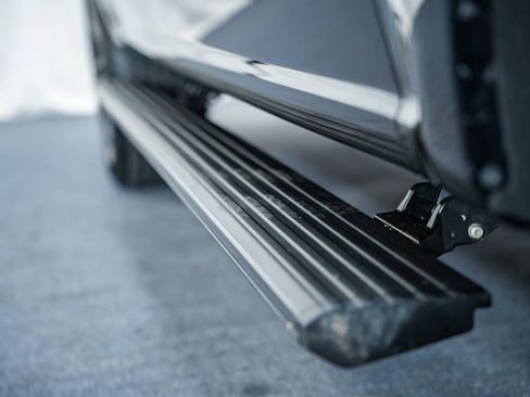 Certified 2023 Ford F150 Lariat w/ Equipment Group 502A High image 23