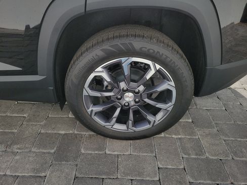 New 2027 GMC Terrain Elevation w/ Elevation Premium Package FWD image 11