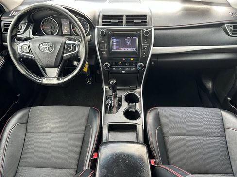 Used 2016 Toyota Camry SE image 13