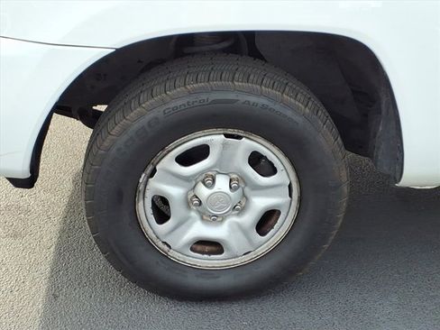 Used 2011 Toyota Tacoma 2WD Access Cab image 30