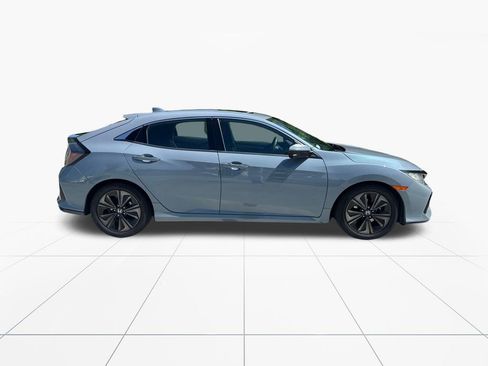 Used 2018 Honda Civic EX image 9