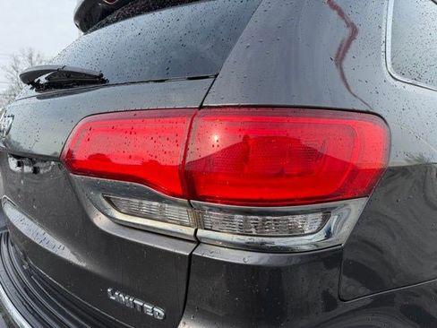 Used 2015 Jeep Grand Cherokee Limited w/ Luxury Group II image 7