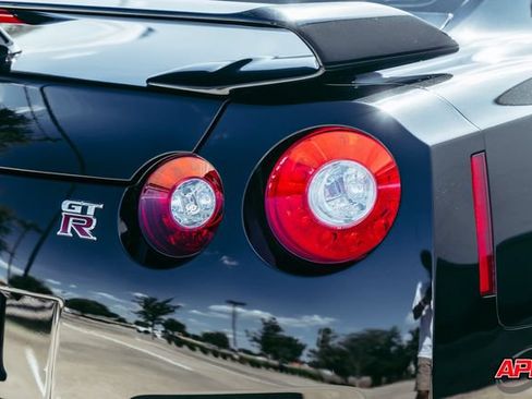 Used 2013 Nissan GT-R Premium AWD/4WD image 62