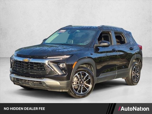 Used 2025 Chevrolet TrailBlazer LT FWD image 1