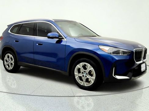 Used 2023 BMW X1 xDrive28i w/ Convenience Package AWD/4WD image 3