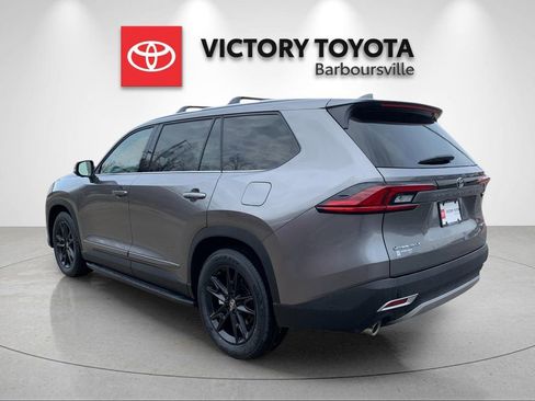 New 2026 Toyota Grand Highlander MAX Platinum image 3