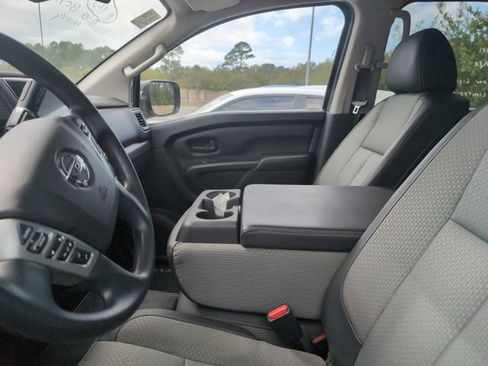 Used 2021 Nissan Titan S w/ S Utility Package image 2