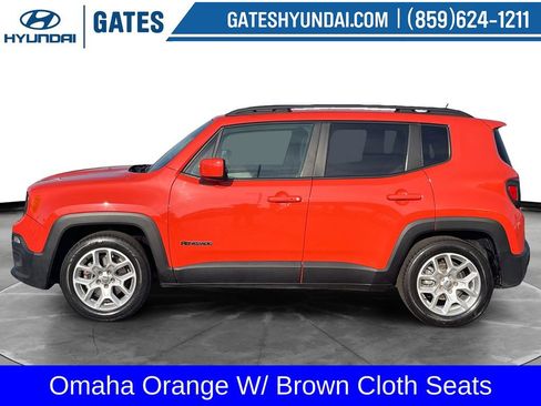 Used 2015 Jeep Renegade Latitude w/ Popular Equipment Group image 6