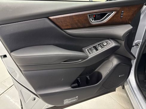 Certified 2025 Subaru Ascent Touring image 11