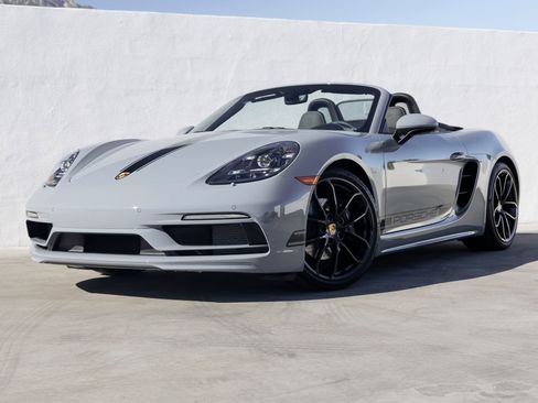 Used 2025 Porsche 718 Boxster image 1