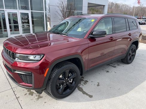 New 2026 Jeep Grand Cherokee L Limited image 1