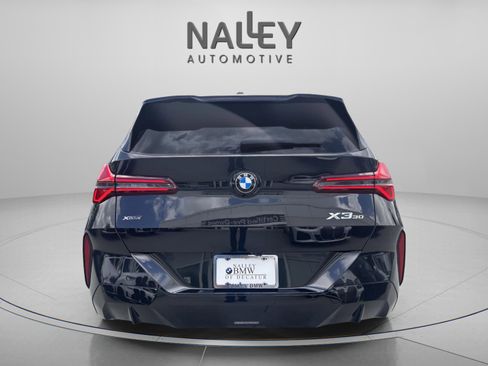 Used 2025 BMW X3 xDrive30i w/ Premium Package image 3