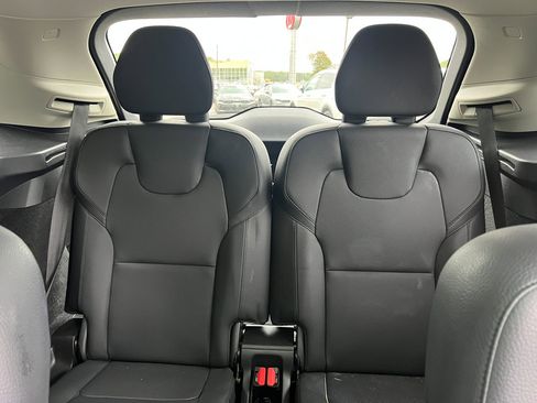 Used 2023 Volvo XC90 B6 Plus w/ Protection Package image 28