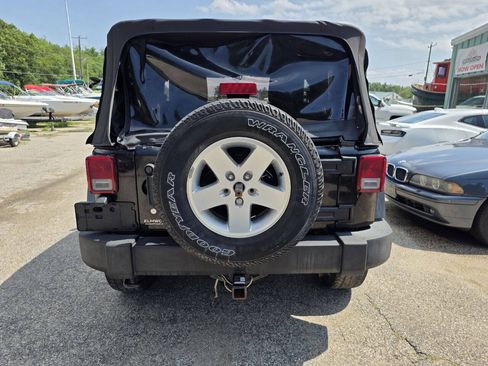 Used 2011 Jeep Wrangler Sport AWD/4WD image 10