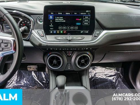 Used 2025 Chevrolet Blazer LT FWD image 40