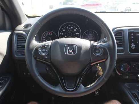 Used 2022 Honda HR-V Sport image 10