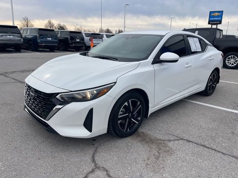 Used 2024 Nissan Sentra SV w/ All-Weather Package image 7