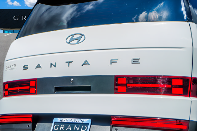Certified 2026 Hyundai Santa Fe SEL FWD image 38