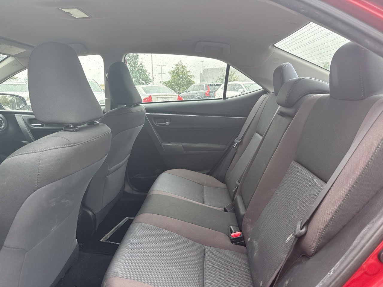 Used 2017 Toyota Corolla LE FWD image 17