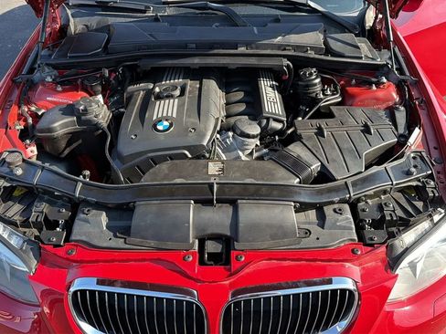 Used 2013 BMW 328i Convertible image 15