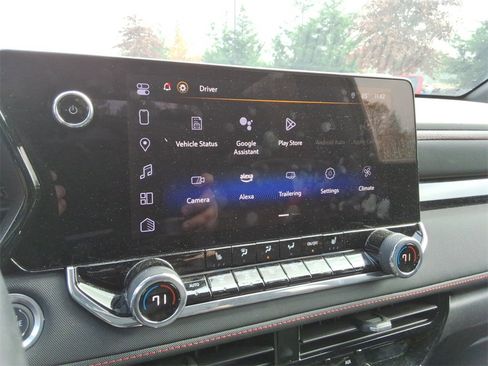 Certified 2024 Chevrolet Colorado Z71 w/ Z71 Convenience Package 2 image 29