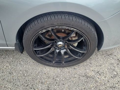 Used 2020 Hyundai Elantra GT FWD image 7