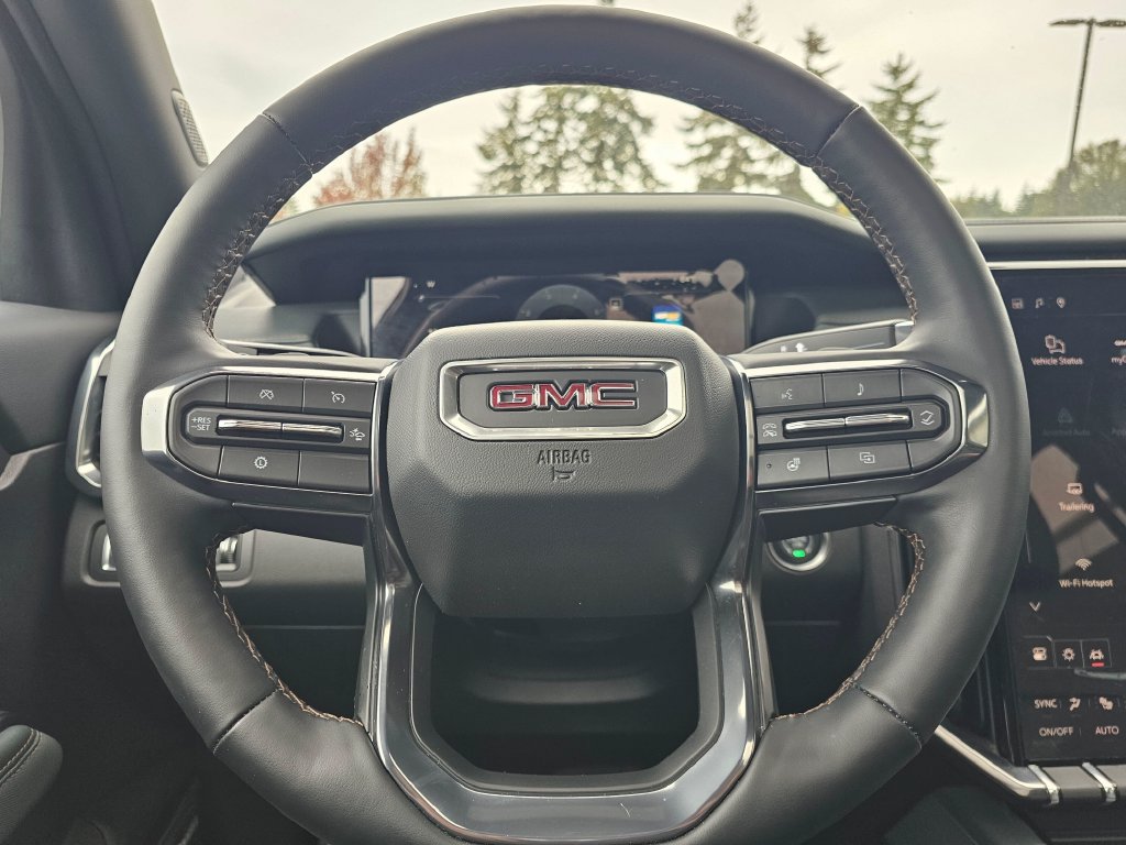 Used 2024 GMC Acadia AT4 w/ Luxury Package AWD/4WD image 26