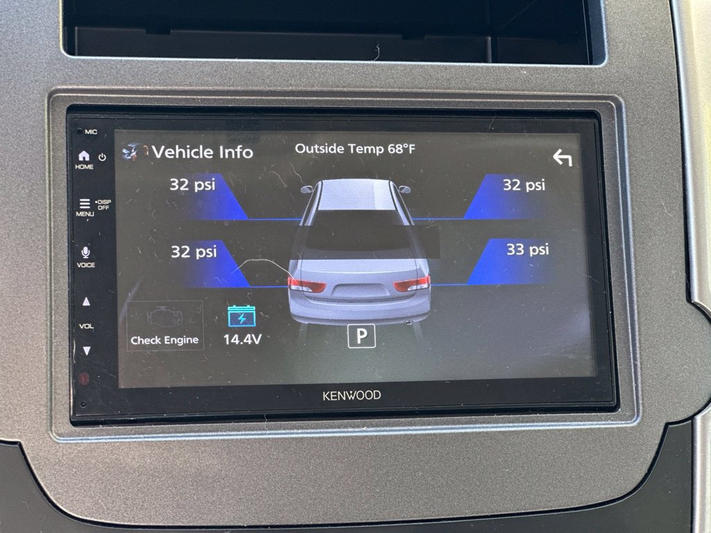 Used 2015 Chevrolet Malibu LT FWD image 23