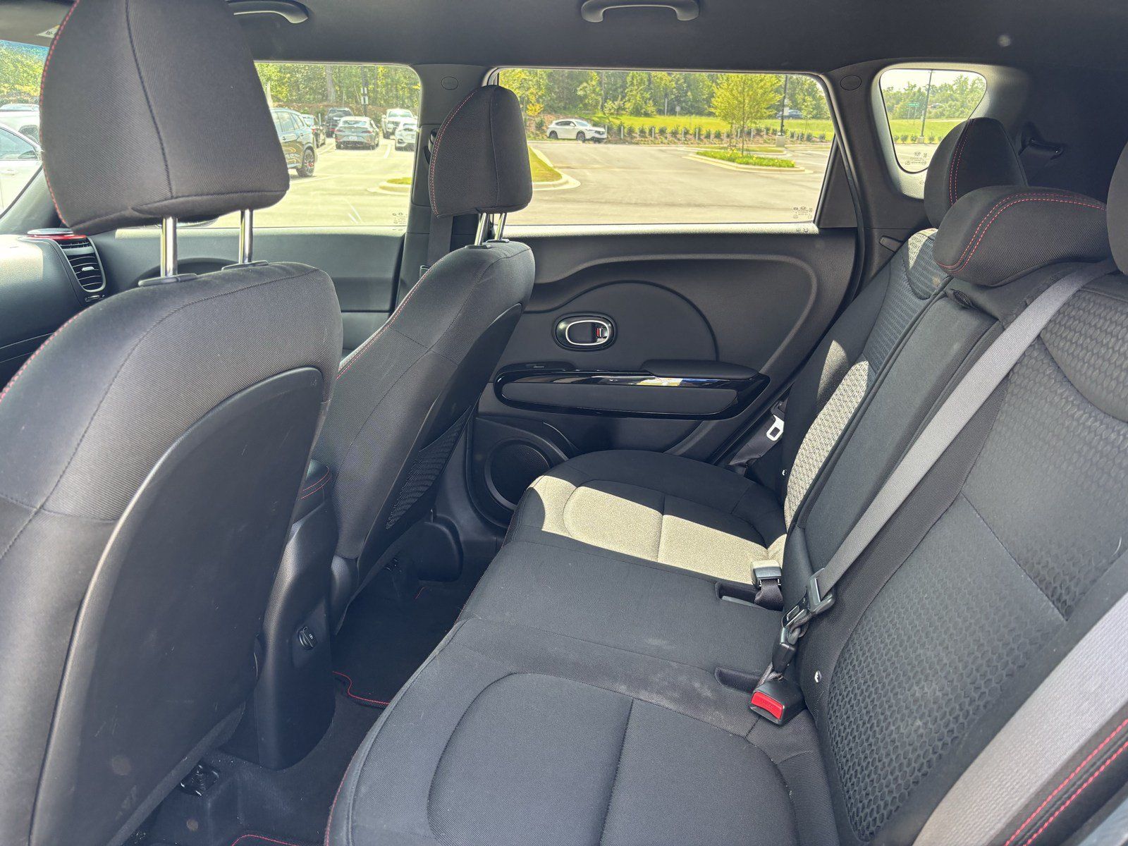 Used 2018 Kia Soul + FWD image 19