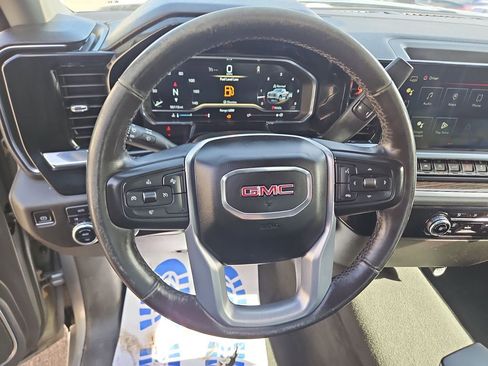 Used 2023 GMC Sierra 1500 SLE image 14