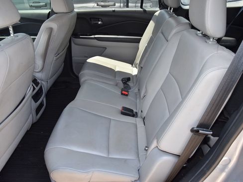 Used 2021 Honda Pilot Special Edition image 9