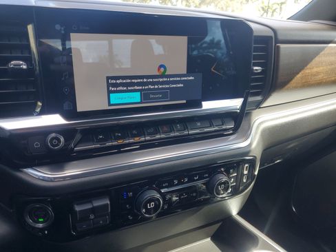 Used 2023 Chevrolet Silverado 1500 High Country image 25