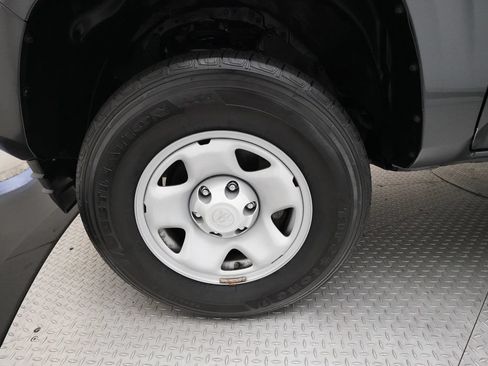 Used 2023 Toyota Tacoma SR AWD/4WD image 28