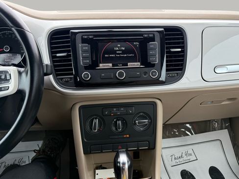 Used 2013 Volkswagen Beetle 2.5 image 27