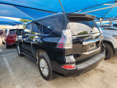 Used 2023 Lexus GX 460 Premium w/ Premium Package AWD/4WD image 3
