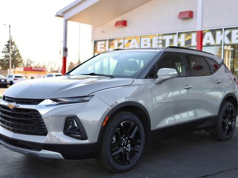 Used 2021 Chevrolet Blazer LT FWD image 1