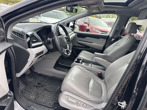 Used 2018 Honda Odyssey Elite image 14