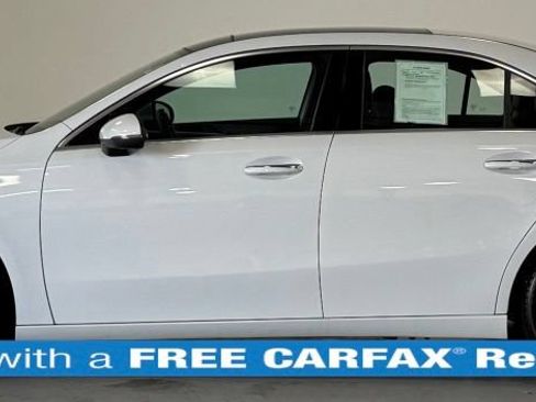 Used 2020 Mercedes-Benz A 220 4MATIC image 2