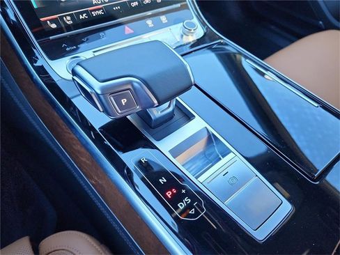 Certified 2024 Audi A8 L 3.0T image 21