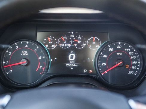Used 2017 Chevrolet Camaro SS RWD image 23