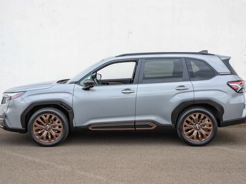 Used 2025 Subaru Forester Sport AWD/4WD image 18